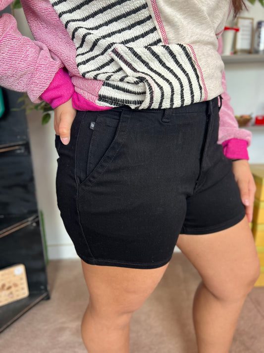 JB High Rise Trouser Short, Black