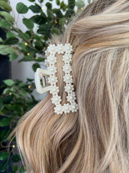 Pearl Flower Hair Clip