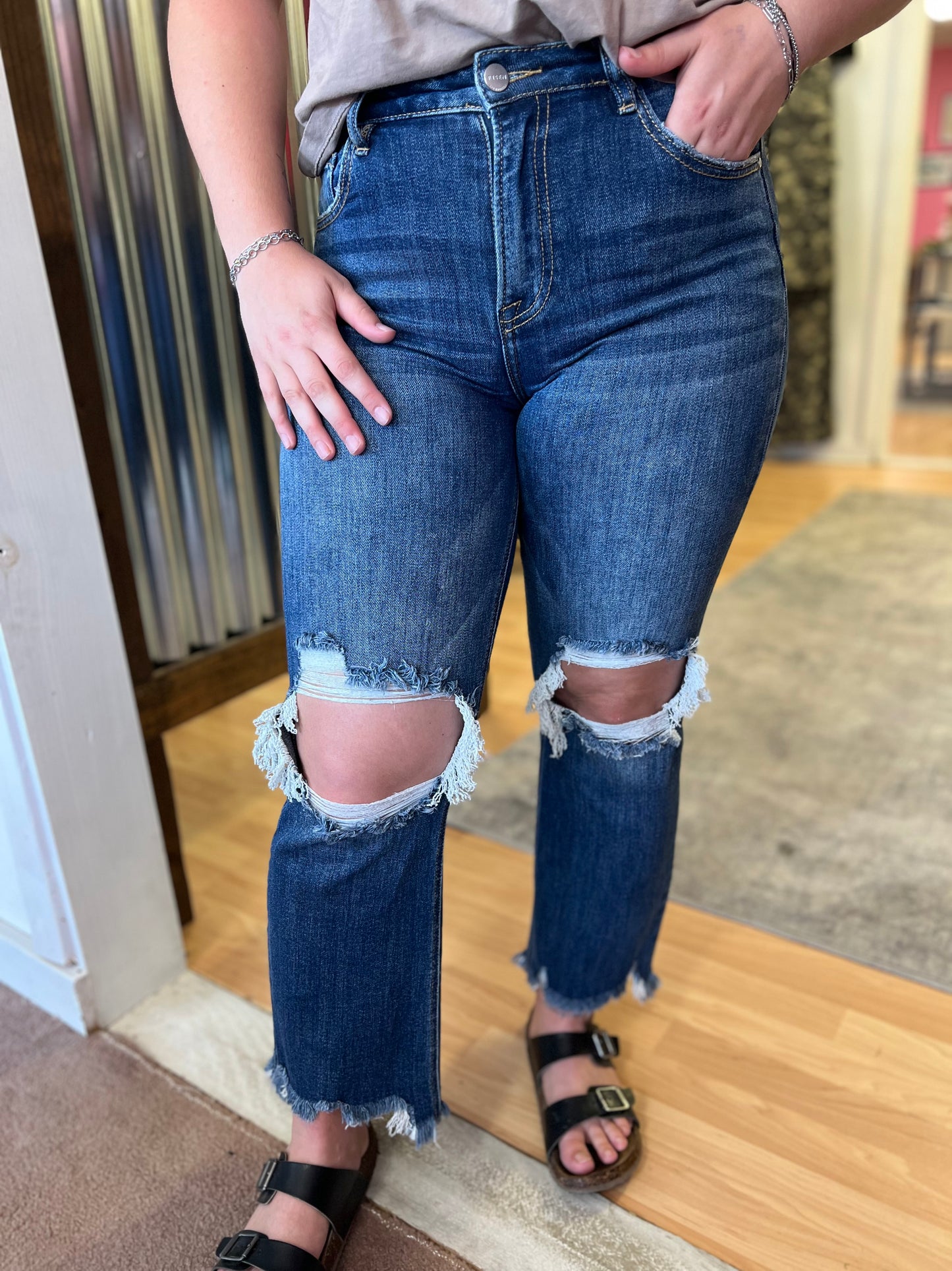 Sutton Dark Wash Crop Denim, RISEN