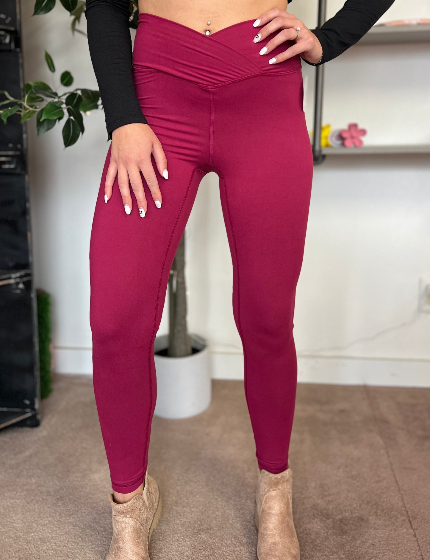 V Waist Leggings, Pomegranate