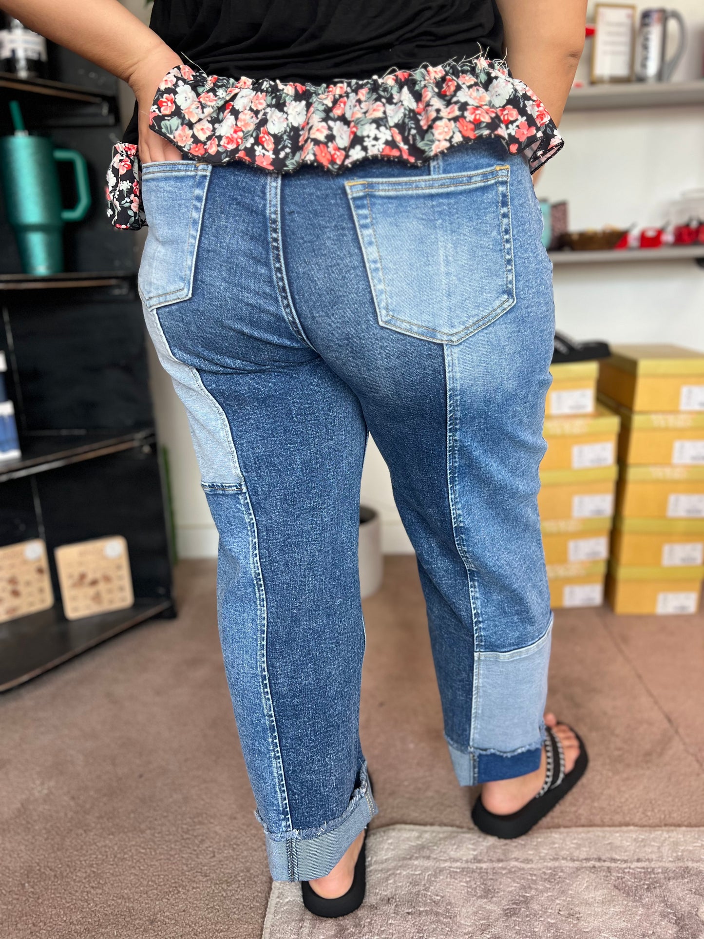Patchwork Slim Barrel Crop Jean