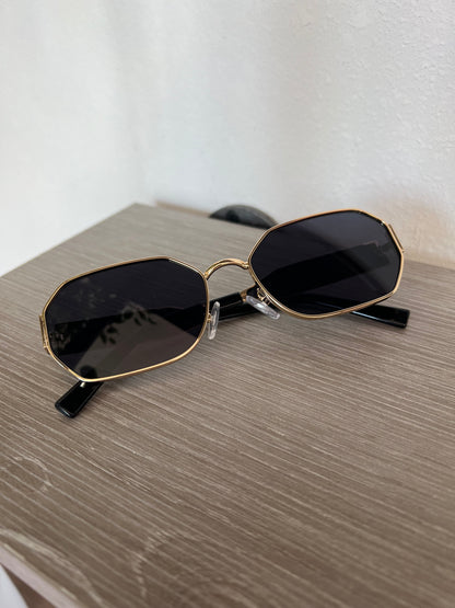 Shady Lady Sunglasses, Black/Gold
