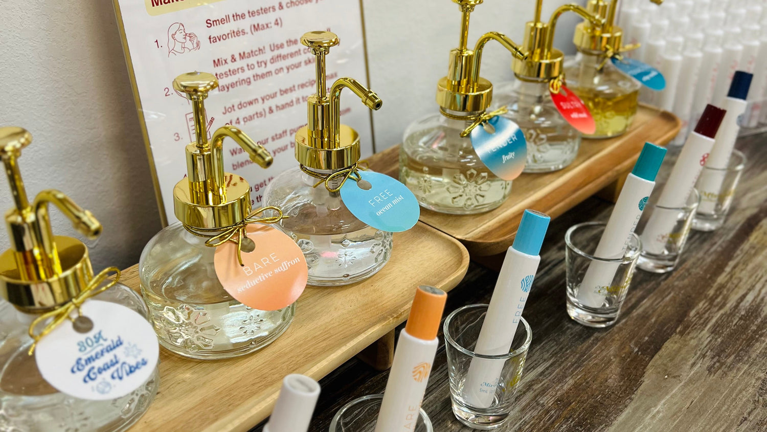 Perfume bottles to make your own signature scent with us!