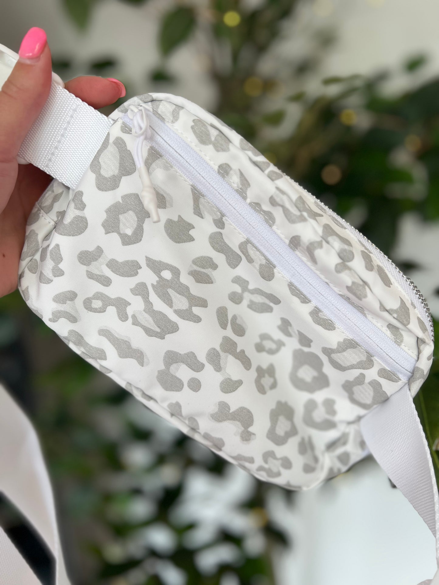 The Everyday White Leopard Belt Bag - Shop Stevies Boutique